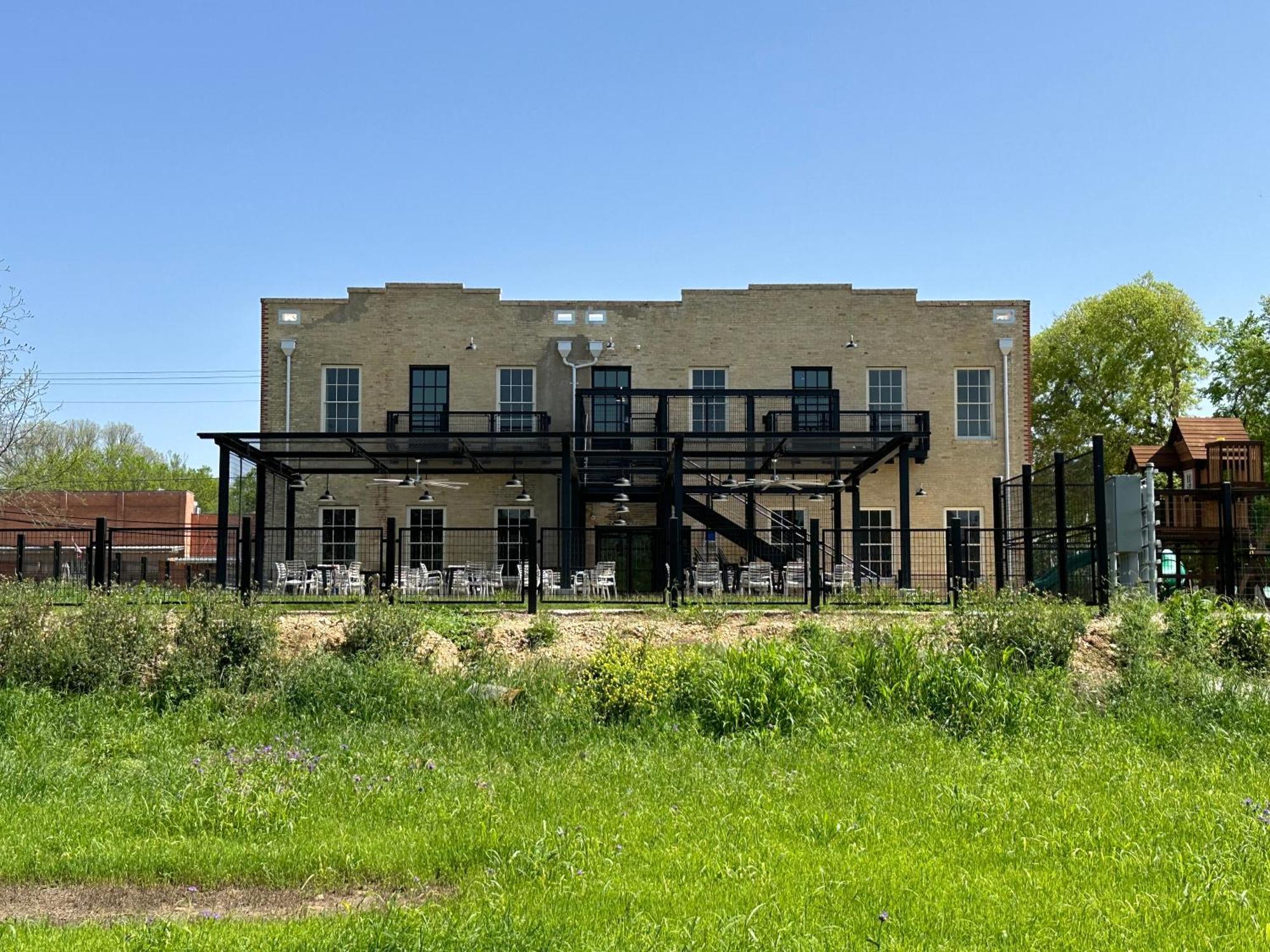 Western 1924 Luxury Lofts Martindale Exterior photo
